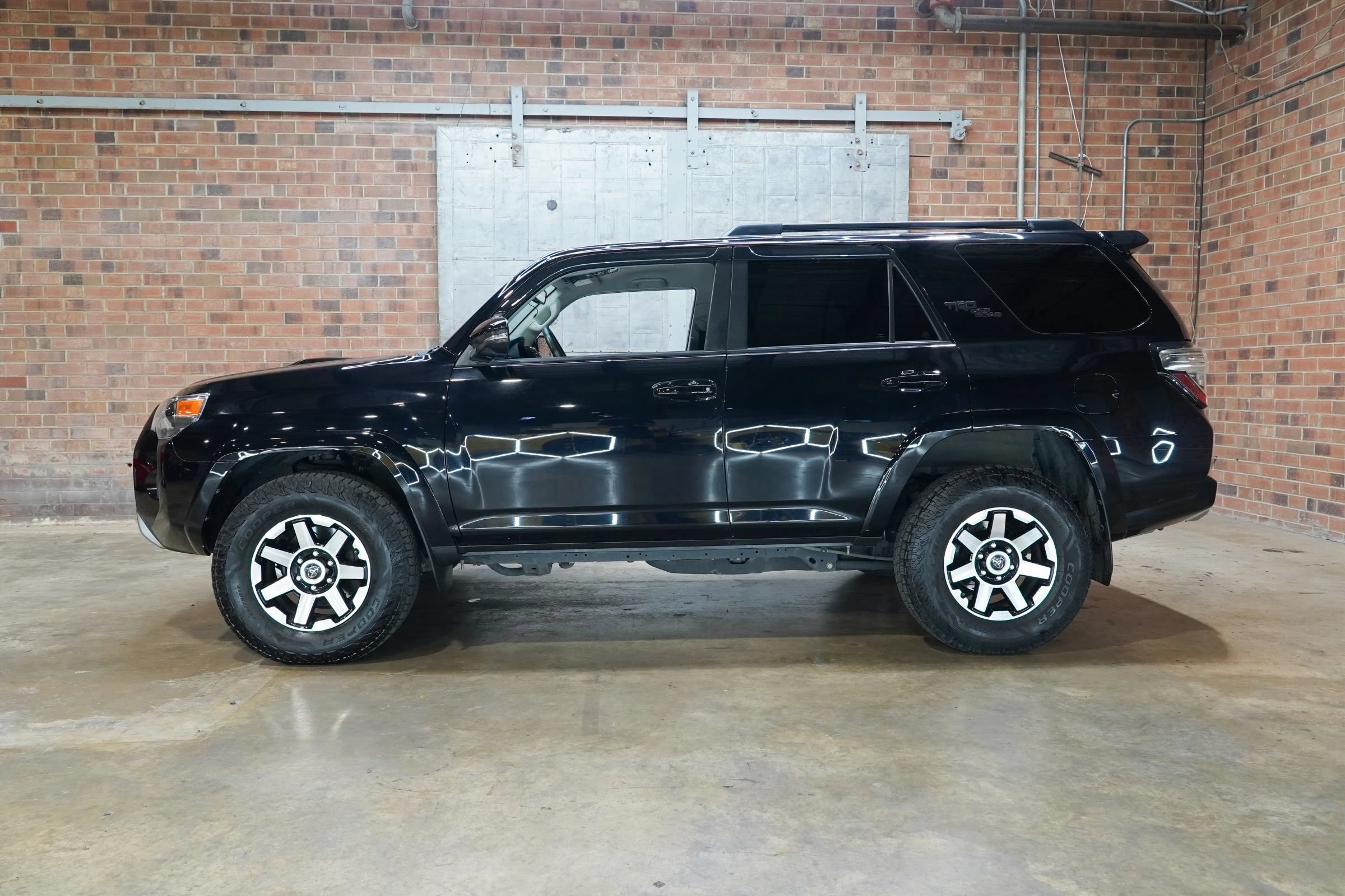 Used 2021 Toyota 4Runner TRD Off-Road Premium AWD/4WD image 1
