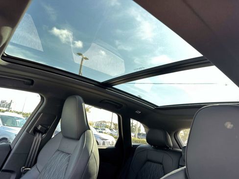 Used 2025 Audi SQ5 Premium Plus image 22