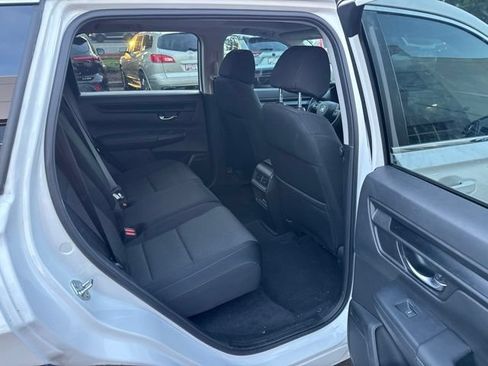 Used 2024 Honda CR-V EX image 11