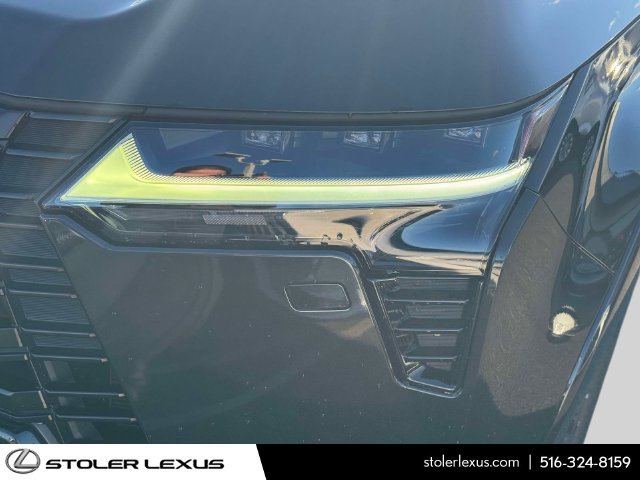 Used 2024 Lexus GX 550 w/ Accessory Package (2T) AWD/4WD image 11