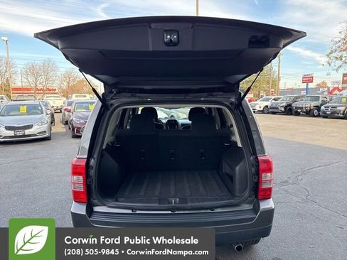 Used 2016 Jeep Patriot Sport image 30