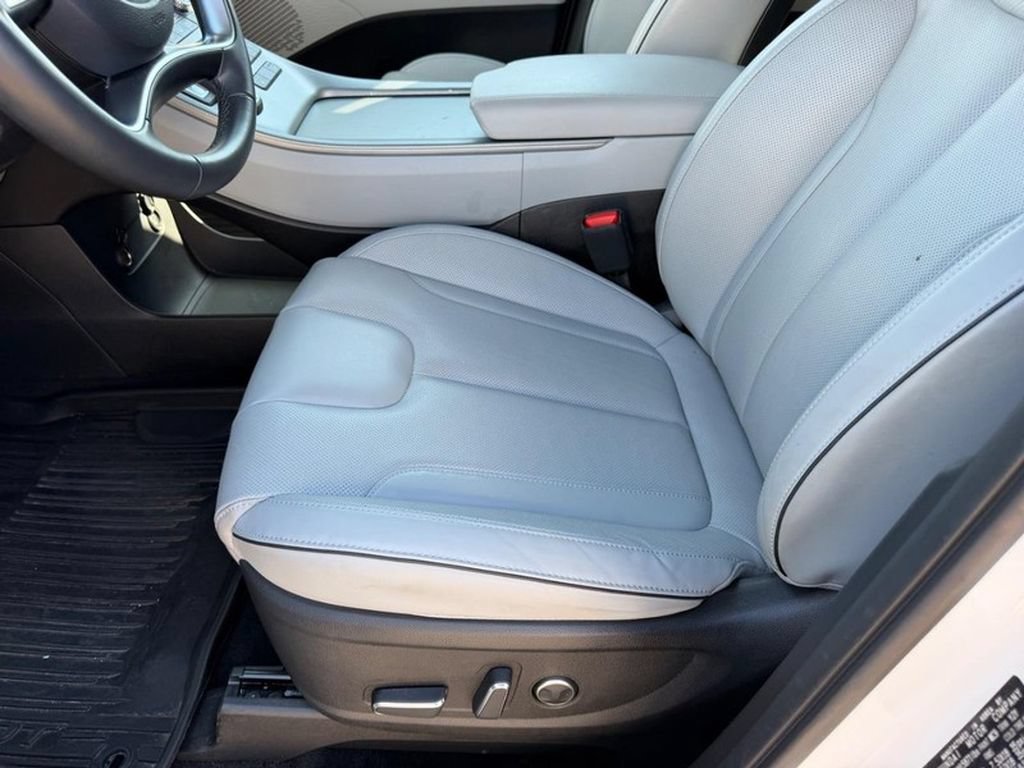 Used 2025 Hyundai Palisade SEL AWD/4WD image 21