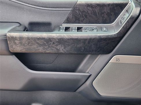 New 2025 Ford F250 Lariat w/ Lariat Ultimate Package image 18