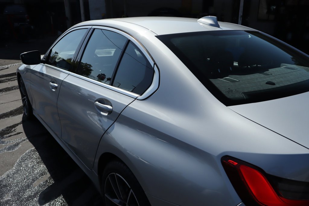 Used 2020 BMW 330i Sedan w/ Driving Assistance Package RWD image 18