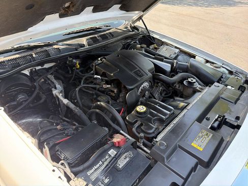 Used 2008 Mercury Grand Marquis GS RWD image 40