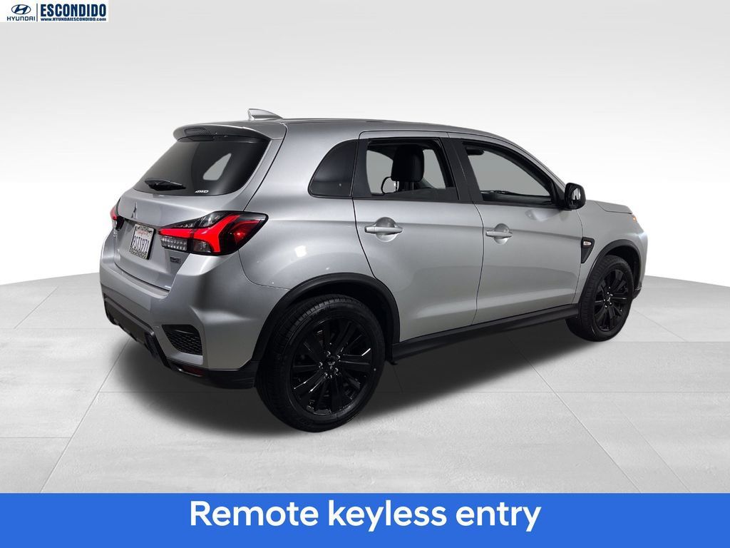 Used 2025 Mitsubishi Outlander Sport ES AWD/4WD image 5
