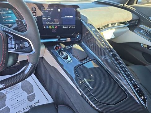 Used 2023 Chevrolet Corvette Z06 w/ Z07 Performance Package image 17