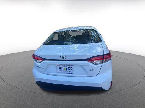 Used 2025 Toyota Corolla LE image 5