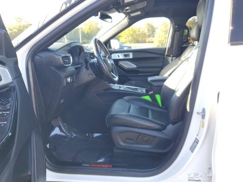 Used 2023 Ford Explorer ST w/ Equipment Group 401A image 8