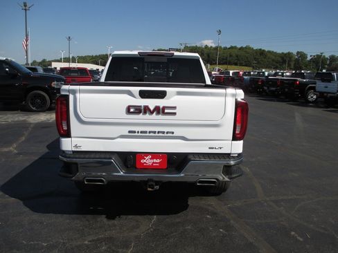 Used 2019 GMC Sierra 1500 SLT w/ SLT Premium Package image 4