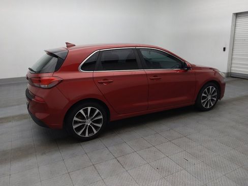 Used 2019 Hyundai Elantra GT FWD image 10
