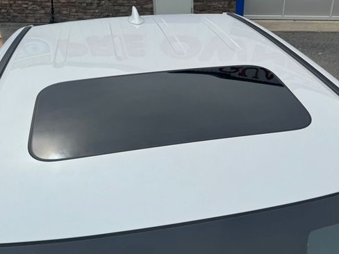 Used 2023 Honda Ridgeline RTL-E image 9