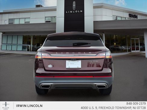 Certified 2020 Lincoln Nautilus Reserve image 21