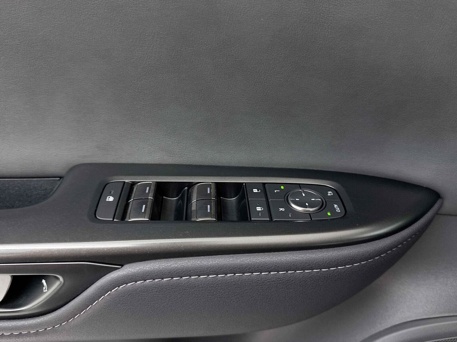 Used 2025 Lexus RZ 300e w/ Accessory Package (2T) FWD image 19