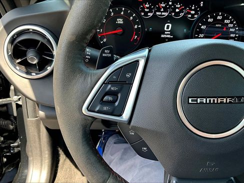 Used 2017 Chevrolet Camaro ZL1 image 7