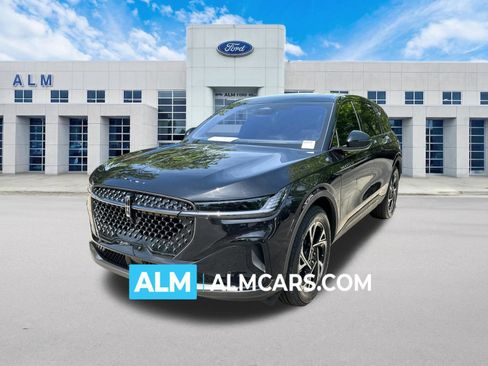 Used 2025 Lincoln Nautilus Premier w/ Equipment Group 102A AWD/4WD image 1