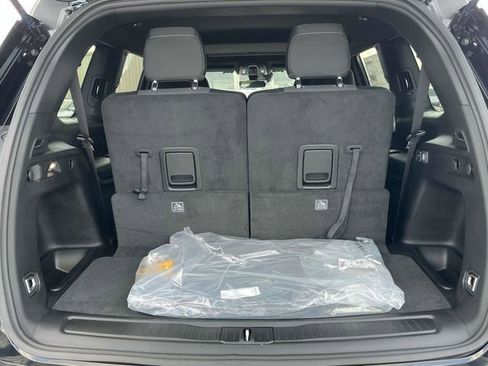 New 2025 Jeep Grand Cherokee L Laredo AWD/4WD image 19
