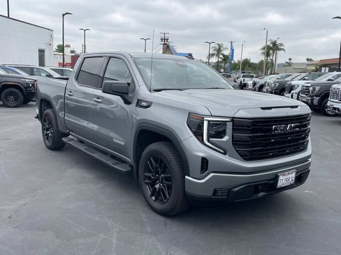 Used 2026 GMC Sierra 1500 Elevation RWD image 3