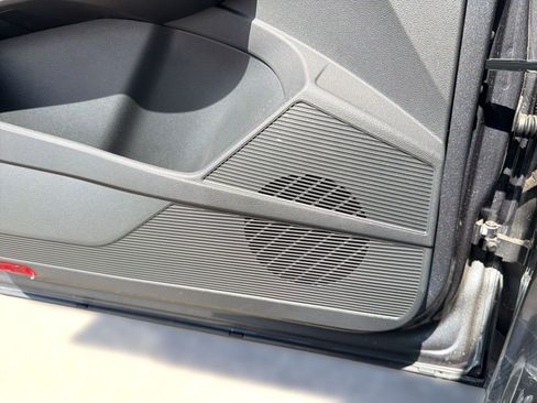 New 2026 Volkswagen Taos SE AWD/4WD image 23