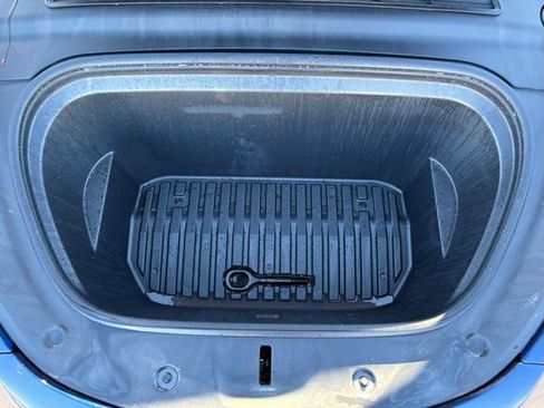 Used 2025 Tesla Model Y Long Range image 25
