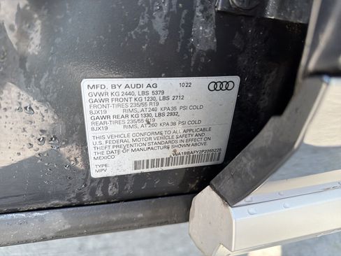 Used 2023 Audi Q5 2.0T Premium Plus w/ Premium Plus Package AWD/4WD image 37