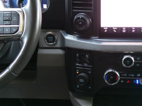 Used 2025 Ford F250 Platinum w/ Platinum Plus Package AWD/4WD image 20
