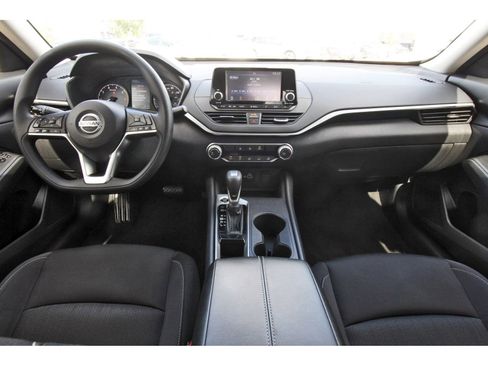 Used 2022 Nissan Altima 2.5 S image 13