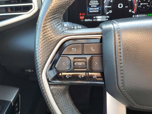 Used 2024 Toyota Tundra Limited AWD/4WD image 20