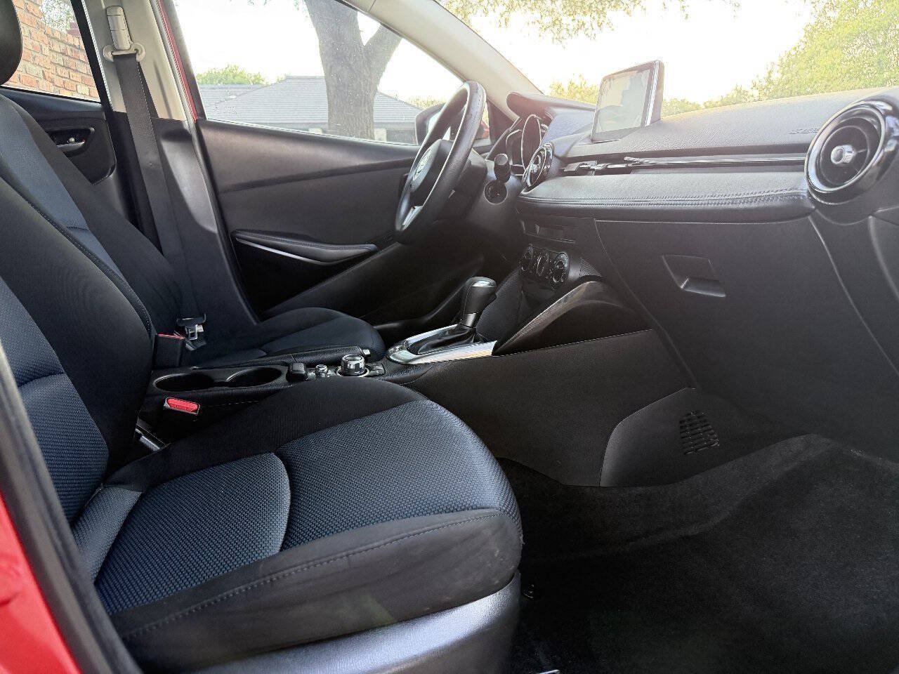 Used 2016 Scion iA FWD image 10