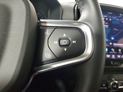 Used 2026 Volvo XC40 B4 Plus w/ Climate Package image 28