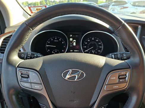 Used 2018 Hyundai Santa Fe SE w/ SE Premium Package 02 AWD/4WD image 22