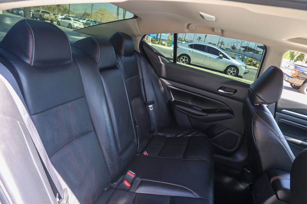Used 2023 Nissan Altima 2.5 SR w/ SR Premium Package FWD image 18