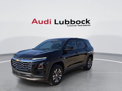 Used 2026 Chevrolet Equinox LT w/ Convenience Package II FWD image 3