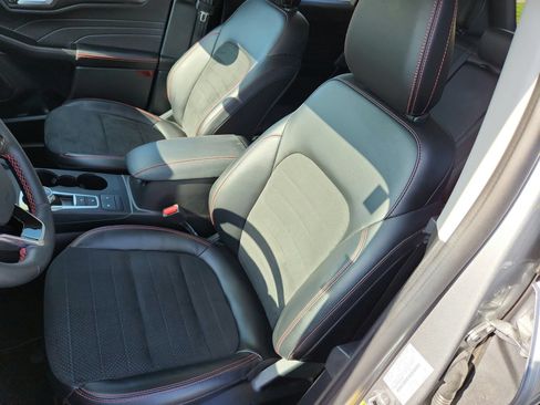 Used 2022 Ford Escape SEL w/ SEL Stealth AWD Package image 12