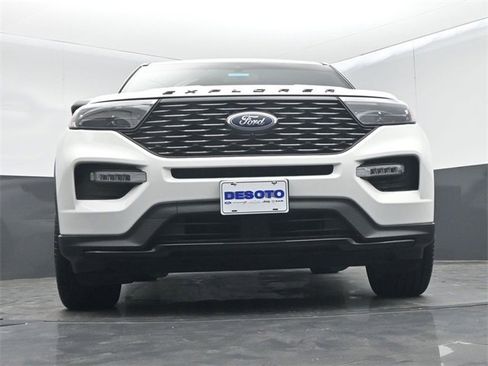 Used 2023 Ford Explorer ST-Line w/ Class IV Trailer Tow Package image 49
