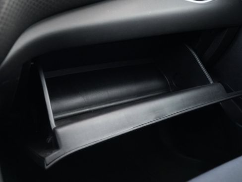 Used 2025 Chevrolet Malibu RS FWD image 23