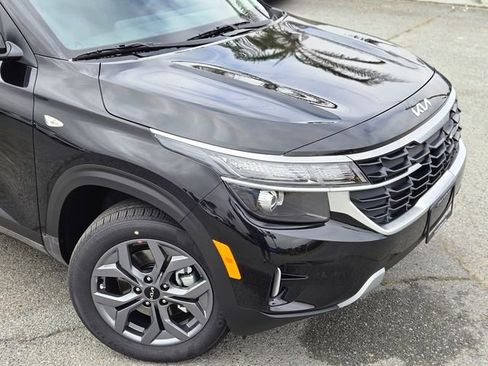 New 2026 Kia Seltos LX AWD/4WD image 4