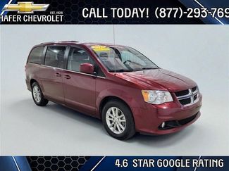 Used 2019 Dodge Grand Caravan SXT image 1