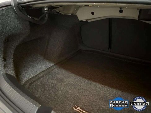 Used 2025 Volkswagen Jetta Sport image 84