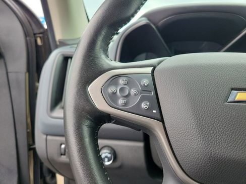 Used 2022 Chevrolet Colorado Z71 w/ Safety Package AWD/4WD image 24