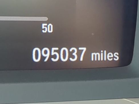 Used 2019 Honda Pilot LX image 32