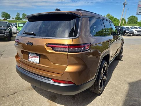 New 2026 Jeep Grand Cherokee L Limited w/ Limited Altitude Package AWD/4WD image 48