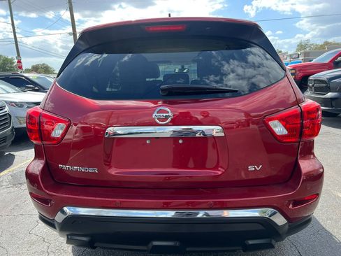 Used 2017 Nissan Pathfinder SV image 6