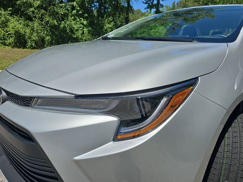 New 2026 Toyota Corolla LE FWD image 28