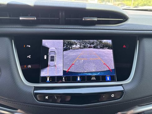 New 2026 Cadillac XT5 Premium Luxury w/ LPO, Premium Carpet Package AWD/4WD image 24