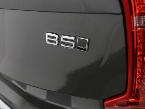 Used 2024 Volvo XC90 B5 Core w/ Climate Package image 12