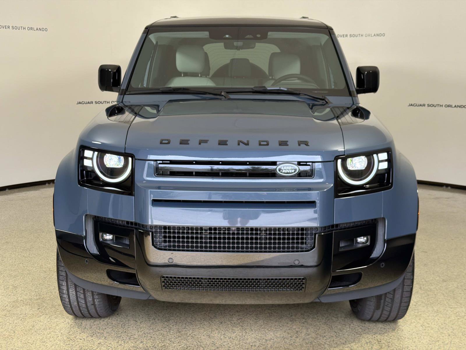 New 2026 Land Rover Defender 110 X-Dynamic SE AWD/4WD image 8