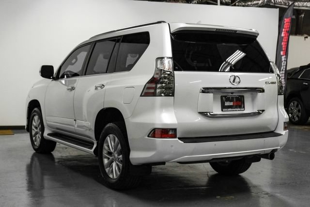 Used 2018 Lexus GX 460 Premium w/ Premium Package AWD/4WD image 11