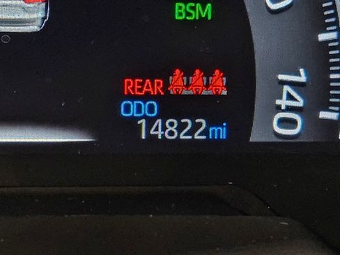 Certified 2025 Toyota RAV4 XLE Premium FWD image 30