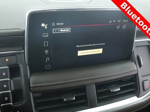 Used 2024 GMC Yukon SLT w/ SLT Luxury Package image 24